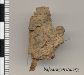 Figura 22. Fragmento de papel impreso sin restaurar.